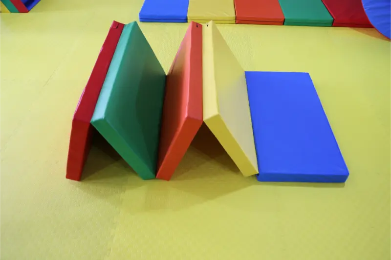 XOT XIN OUTAI fördjupar produkt FoU och tillhandahåller skräddarsydda mjuka utrustningslösningar för globala barnidrottsinstitutioner