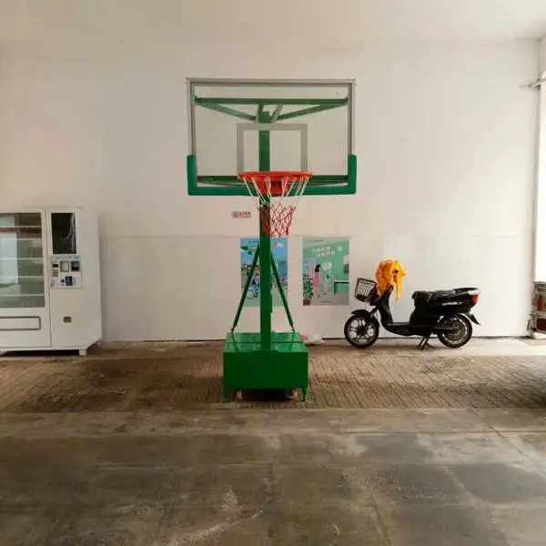 Justerbart basketstativ för barn
